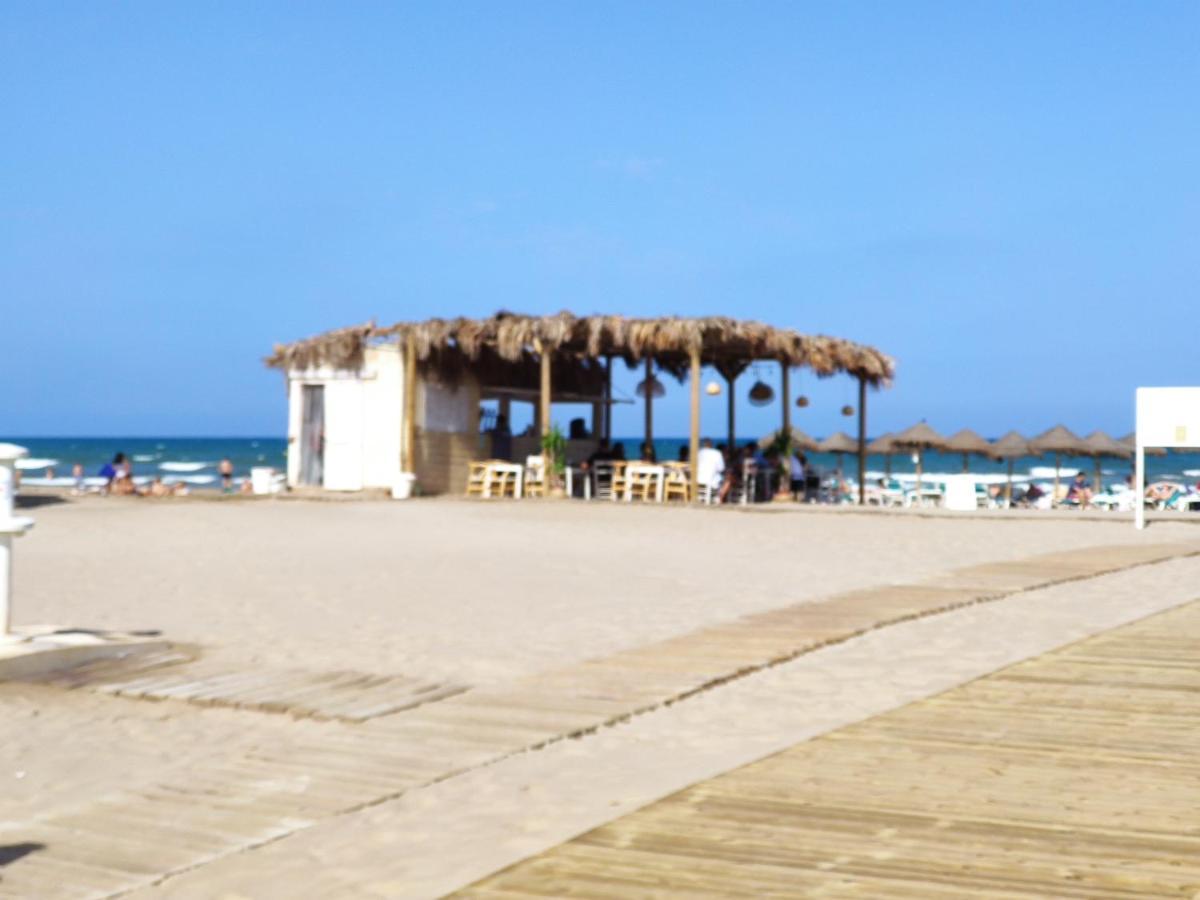 Apartamento Playa Valencia Bagian luar foto